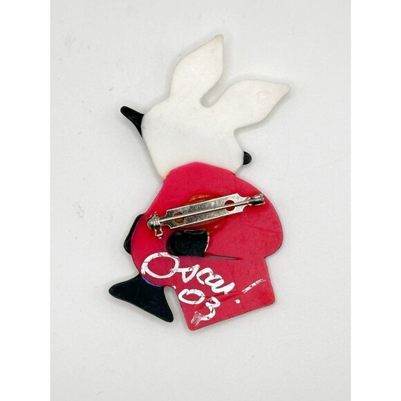 Fun Handcrafted‎ Trumpet Playing Rabbit Bunny Pin Brooch - Picture 2 of 2